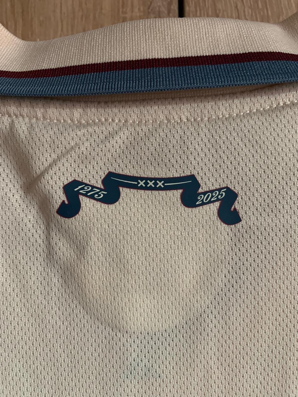 AJAX THIRD KIT