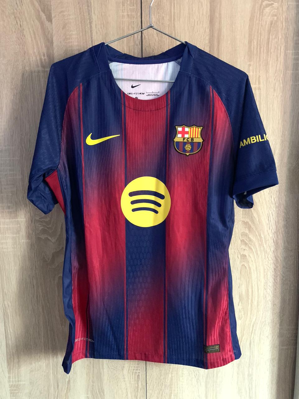 FC BARCELONA HOME KIT