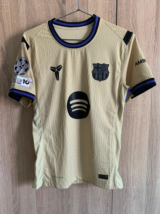 FC BARCELONA AWAY KIT