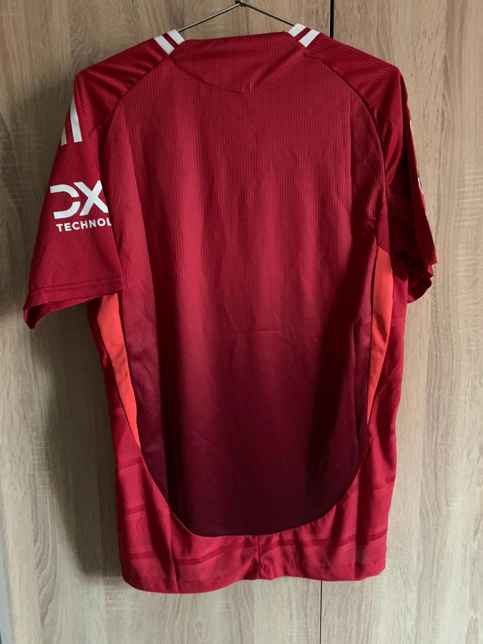 MAN UTD HOME KIT