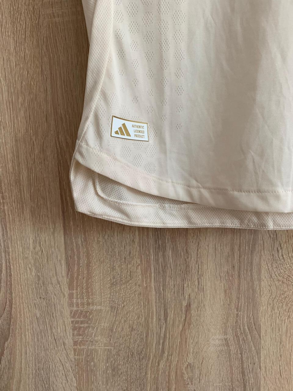 LIVERPOOL AWAY KIT